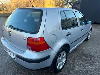 Volkswagen Golf 1.6 Cat 5 Porte Highline benzina 3187 Stampa 29