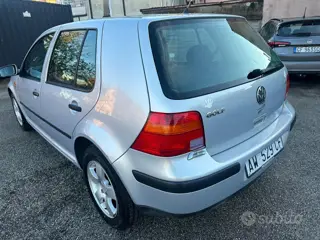 Volkswagen Golf 1.6 Cat 5 Porte Highline benzina 3187 Stampa 21