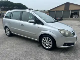 Opel Zafira 1.8 16V Vvt Club benzina 3556 Stampa 9