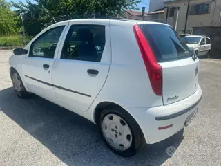 Fiat Punto 1.2 5 Porte Cult benzina 3559 Stampa 10