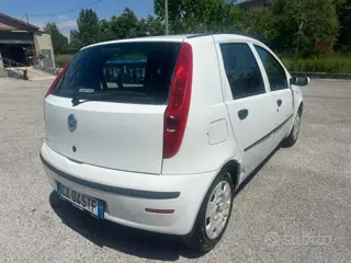 Fiat Punto 1.2 5 Porte Cult benzina 3559 Stampa 30