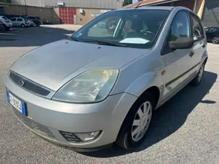 Ford Fiesta 1.2 16V 5P. Ambiente benzina 3570 Stampa 23