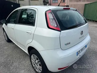 Fiat Punto Evo 1.4 M.Air 16V 5 Porte S&S Emotion benzina 3619 Stampa 22