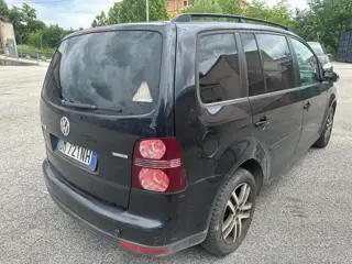 Volkswagen Touran 2.0 Conceptline Ecofuel metano 3624 Stampa 11