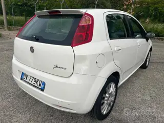 Fiat Grande Punto 1.4 5 Porte Active benzina 3626 Stampa 15