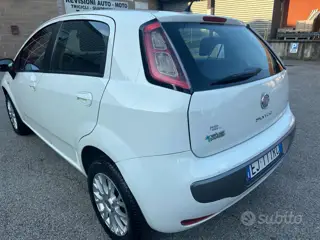 Fiat Punto Evo 1.4 5 Porte Active Natural Power metano 3682 Stampa 19