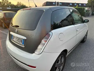 Lancia Ypsilon 1.3 Mjt 75 Cv Argento diesel 3683 Stampa 29