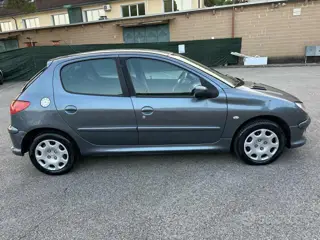 Peugeot 206 1.4 Hdi 5P. Sweet Years diesel 3692 Stampa 21