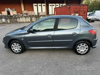 Peugeot 206 1.4 Hdi 5P. Sweet Years diesel 3692 Stampa 16