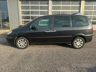 Peugeot 807 2.2 Hdi Fap St diesel 3695 Stampa 21