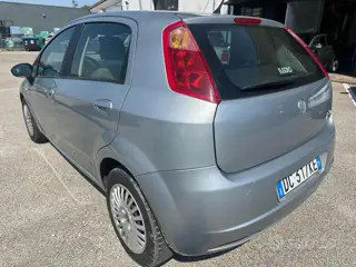 Fiat Grande Punto 1.4 Starjet 16V 5 Porte Dynamic benzina 3696 Stampa 8