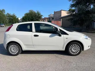 Fiat Grande punto Grande punto 1.2 3 porte s&s actual 565021864 Usato Stampa 21