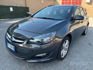 Opel Astra 4ª serie Astra 1.7 cdti 110cv sports tourer cosmo 564840032 Usato foto