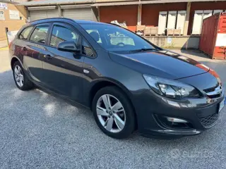 Opel Astra 4ª serie Astra 1.7 cdti 110cv sports tourer cosmo 564840032 Usato Stampa 13