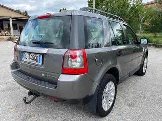 Land rover Freelander 2ª serie Freelander 2.2 td4 s.w. hse 568150252 Usato Stampa 17