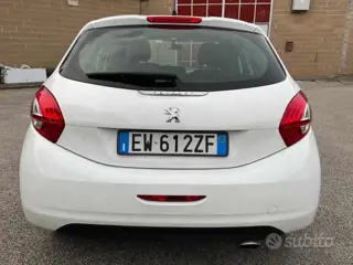 Peugeot 208 1.4 vti 95 cv 5p. gpl allure 568150240 Usato Stampa 24