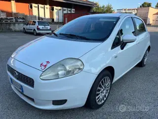 Fiat Grande punto Grande punto 1.3 mjt 75 cv 5 porte fun 563127155 Usato image