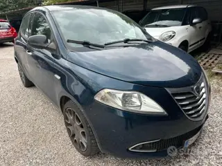 Lancia Ypsilon 3ª serie Ypsilon 1.2 69 cv 5 porte gpl ecochic gold 571977928 Usato Stampa 15