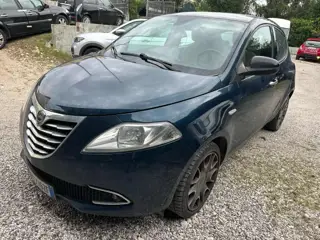 Lancia Ypsilon 3ª serie Ypsilon 1.2 69 cv 5 porte gpl ecochic gold 571977928 Usato Stampa 27