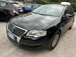 Volkswagen Passat 6ª serie Passat 1.9 tdi/105cv var. trendline 571976689 Usato