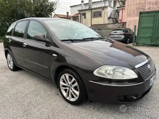 Fiat Croma (2005-2011) Croma 1.9 multijet 16v emotion 571976270 Usato Stampa 3