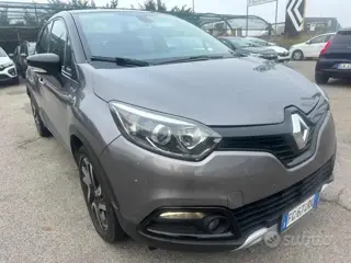 Renault Captur 1ª serie Captur dci 8v 110 cv start&stop energy hypnotic 588727888 Usato Stampa 28