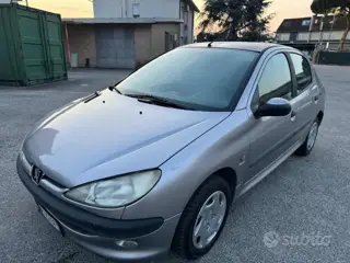 Peugeot 206 1,4 5p. roland garros 591141359 Koristio se