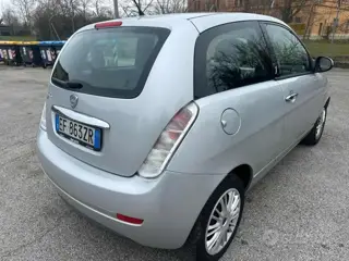 Lancia Ypsilon 2ª serie Ypsilon 1.2 69 cv elle 589572328 Usato Stampa 13