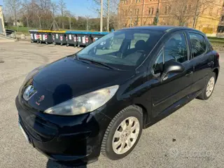 Peugeot 207 1,4 8v 75cv 5p. energetski sport 593008768 Usato