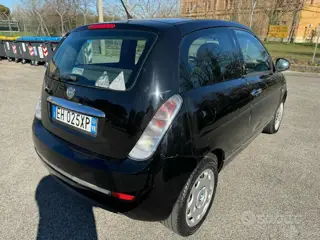 Lancia Ypsilon 2ª serie Ypsilon 1.2 69 cv platinum 593008116 Usato Stampa 9