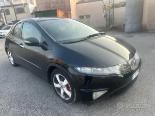 Honda Civic 8ª serie Civic 1.4 i-dsi 5p. sport 592301900 Usato Stampa 5