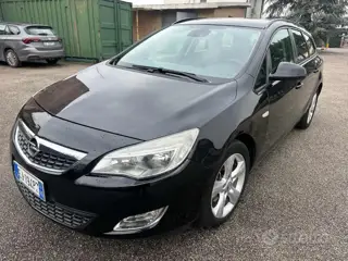 Opel Astra 4ª serie Astra 1.7 cdti 110cv sports tourer cosmo 589996920 Usato Stampa 16